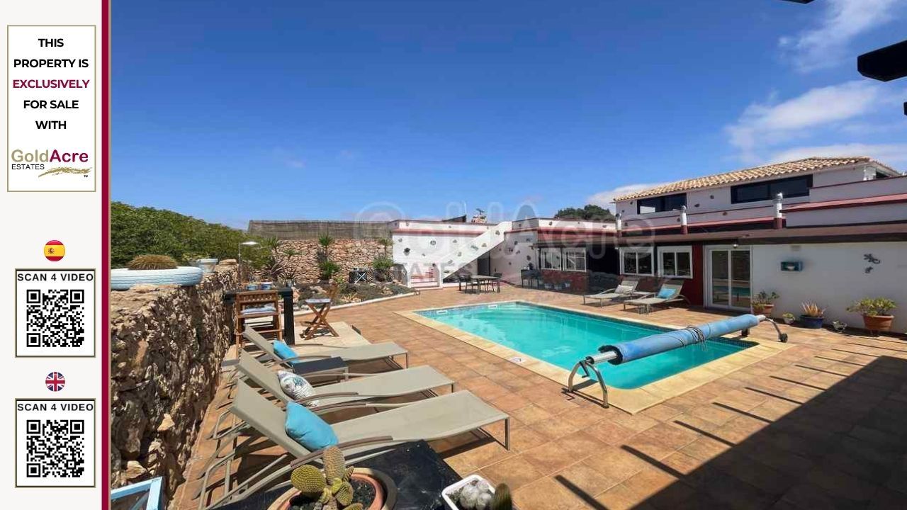 Exterior view of House or chalet for sale in Antigua