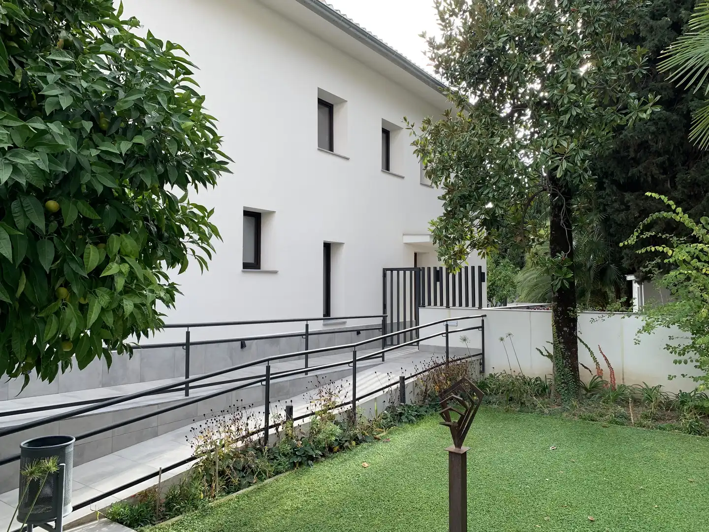 Exterior view of Apartments for rent in Granada  with Air Conditioner, Private garden and Furnished