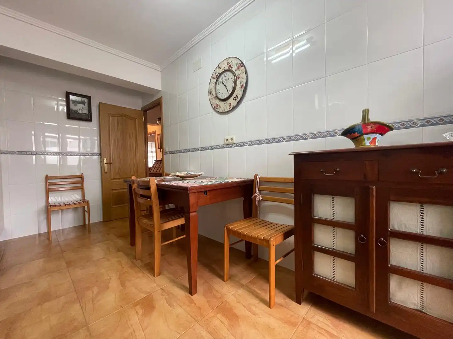 Menjador de Pis en venda en Ferrol amb Moblat, Forn i Rentadora