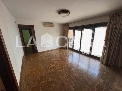 Sala d'estar de Pis en venda en  Barcelona Capital amb Balcó