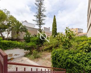 Vista exterior de Casa o xalet en venda en Godella amb Aire condicionat, Calefacció i Jardí privat
