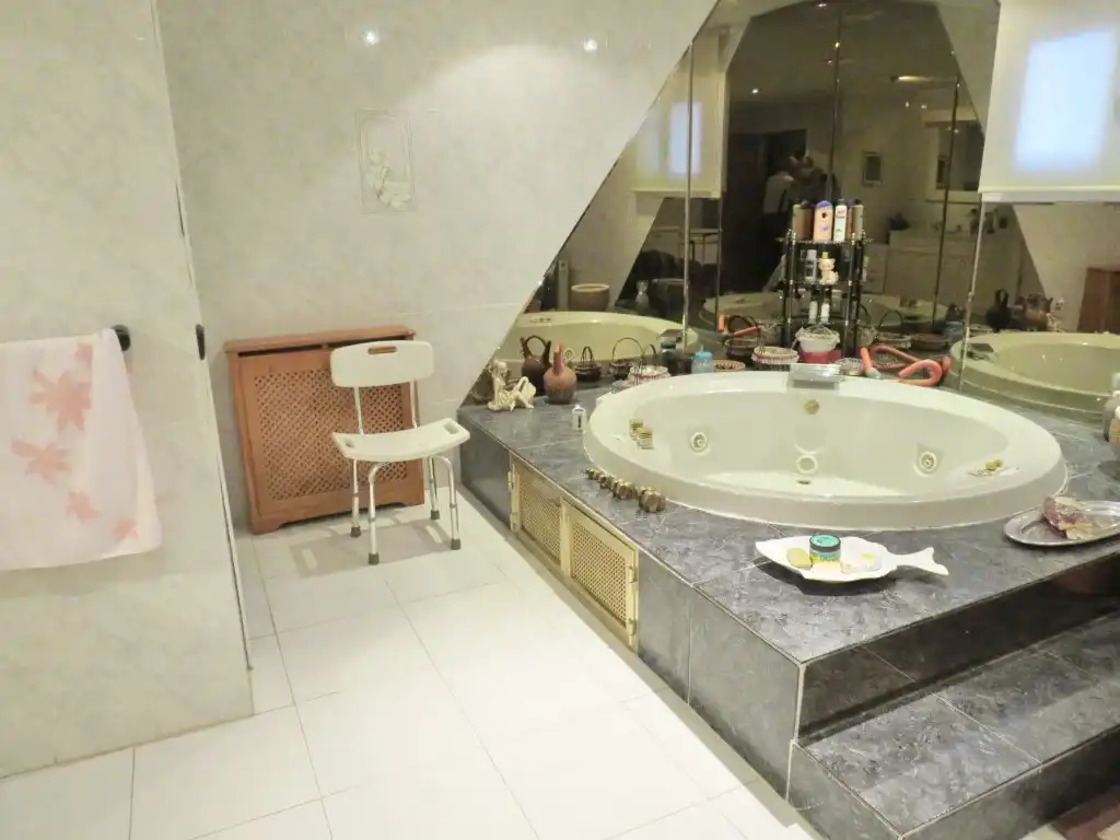 Bathroom of Houses for sale in Algete