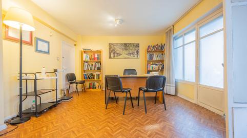 Foto 3 de Piso en venta en Juan Bautista Uriarte Kalea, Galdakao, Bizkaia