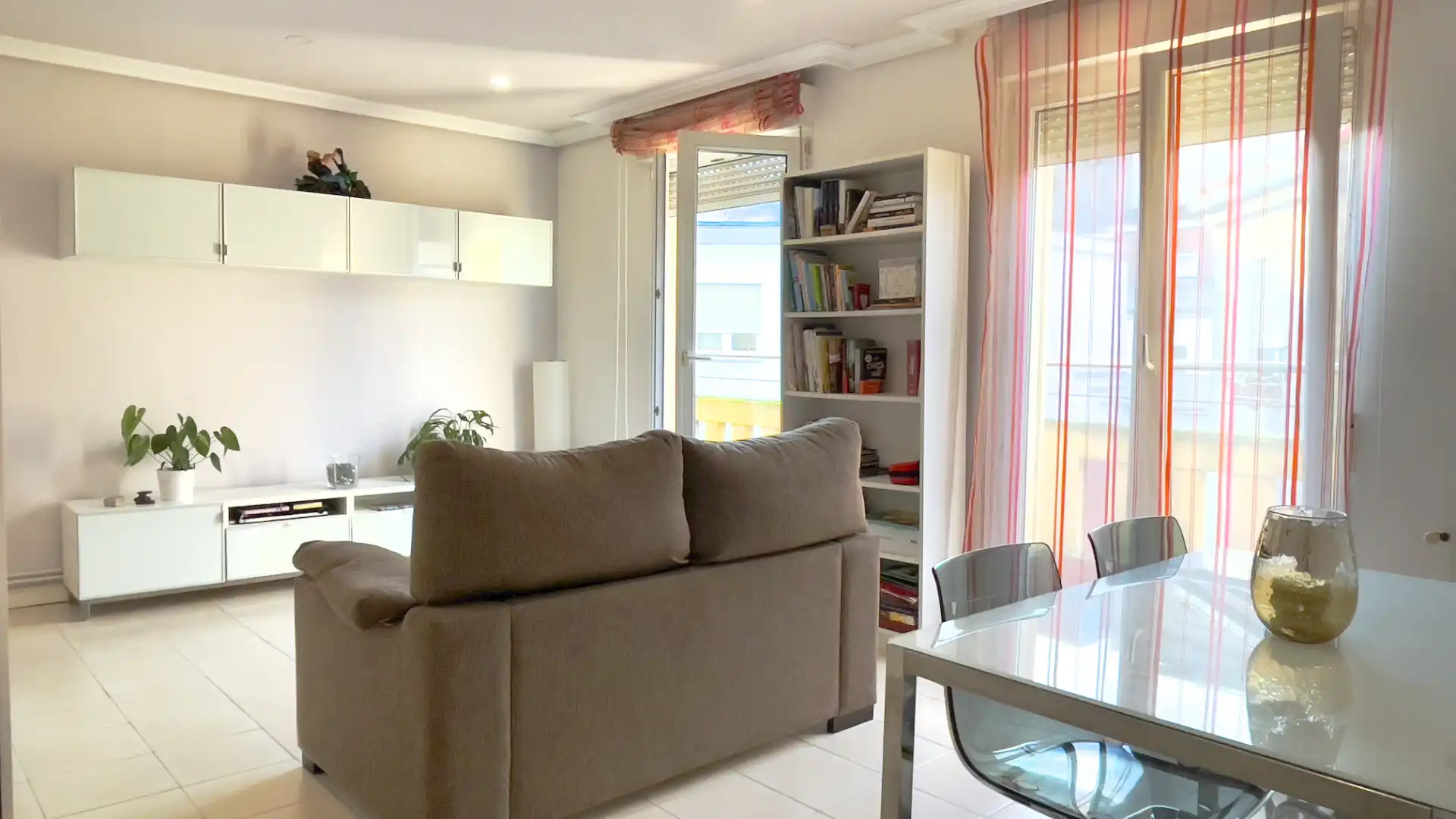 Sala de estar de Piso en venta en Santander con Calefacción, Amueblado y Horno
