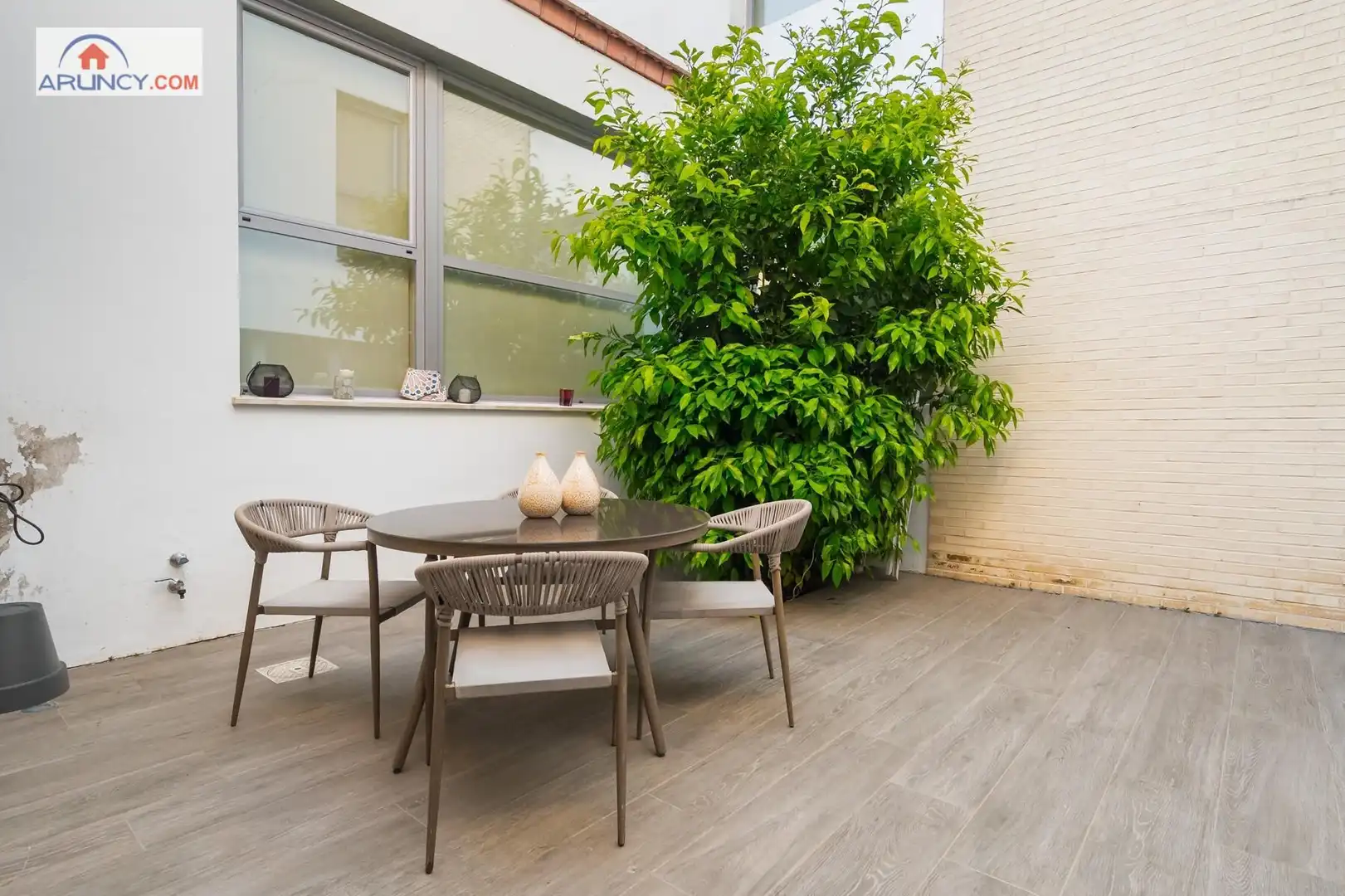 Terrassa de Casa o xalet en venda en Alcalá de Guadaira amb Aire condicionat, Calefacció i Jardí privat