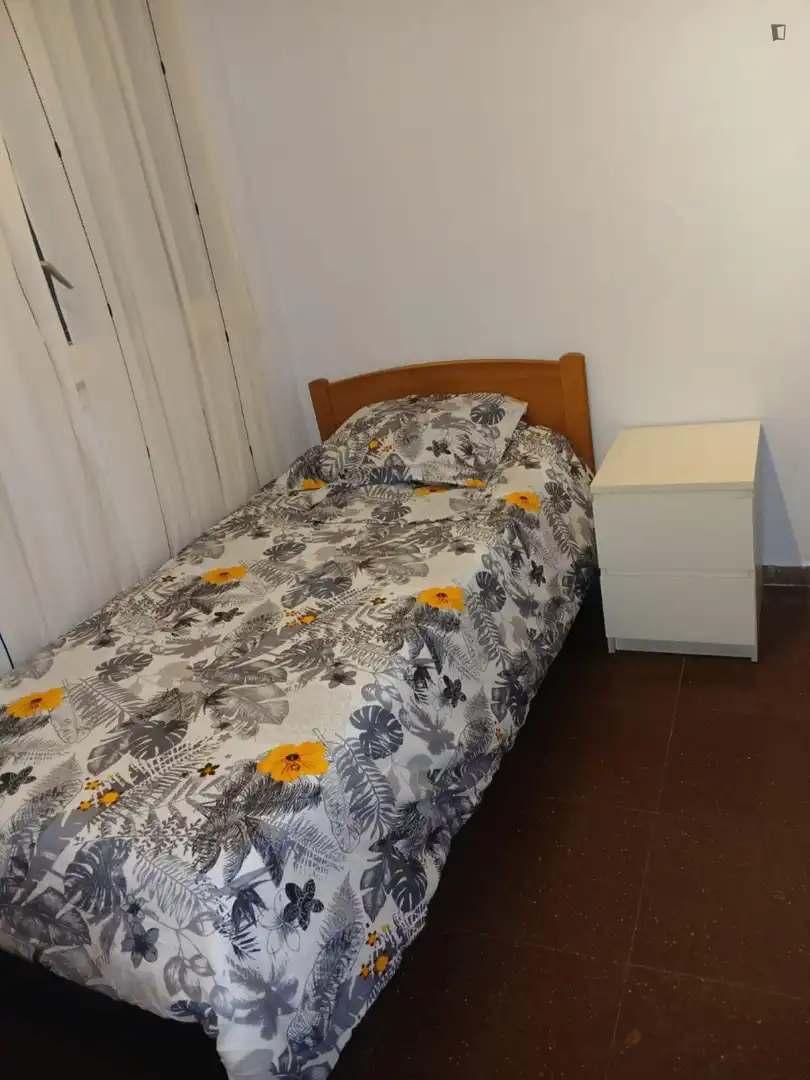 Bedroom of Apartments for share in Barcelona  with Furnished, Oven and Washing machine