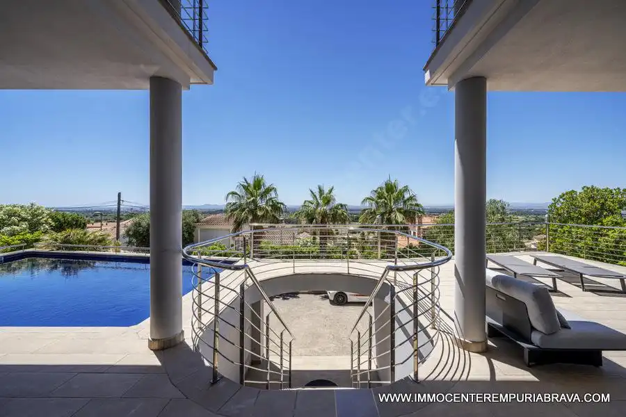 Chalet en venta en Palau-saverdera, imagen 10