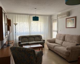 Living room of Flat to rent in  Granada Capital  with Air Conditioner, Balcony and Community pool