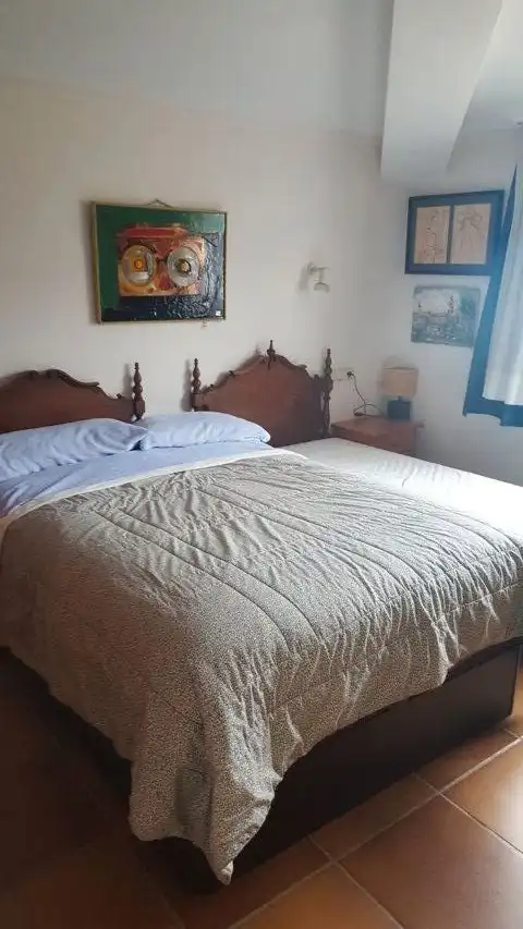 Habitación de Casa o chalet en venta en Pontevedra Capital  con Calefacción, Jardín privado y Terraza