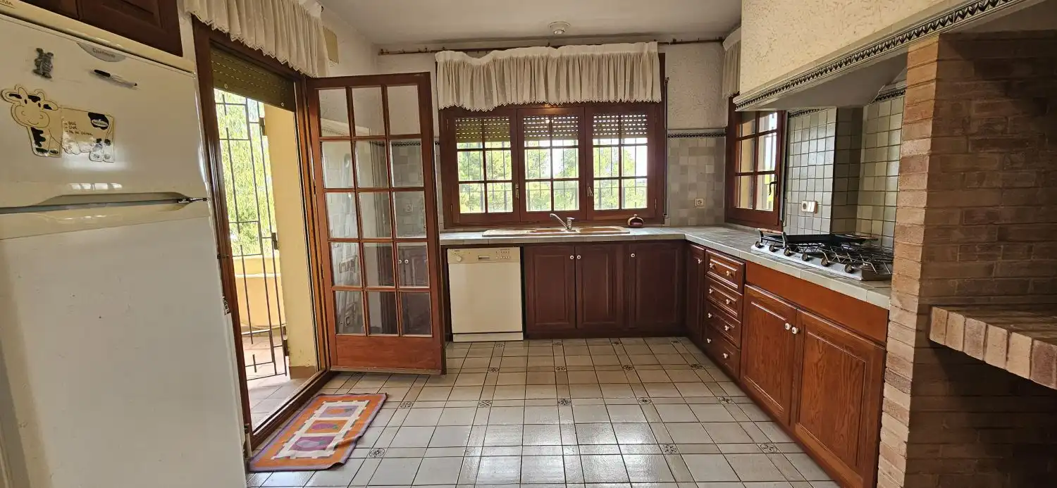 Cuina de Casa o xalet en venda en Corbera de Llobregat amb Aire condicionat i Calefacció