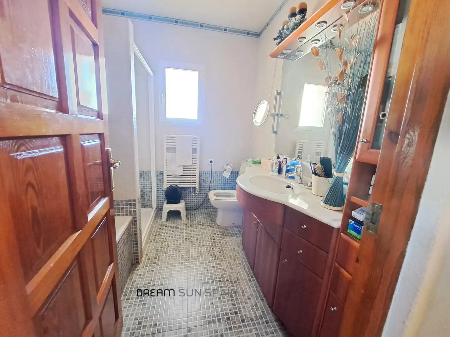 Bathroom of Houses for sale in Dénia  with Air Conditioner, Heating and Private garden