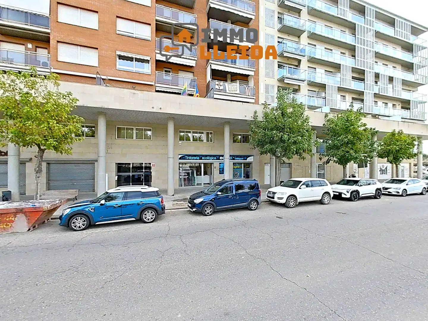 Local comercial de lloguer a Avenida Avinguda Països Catalans 43, imagen 3