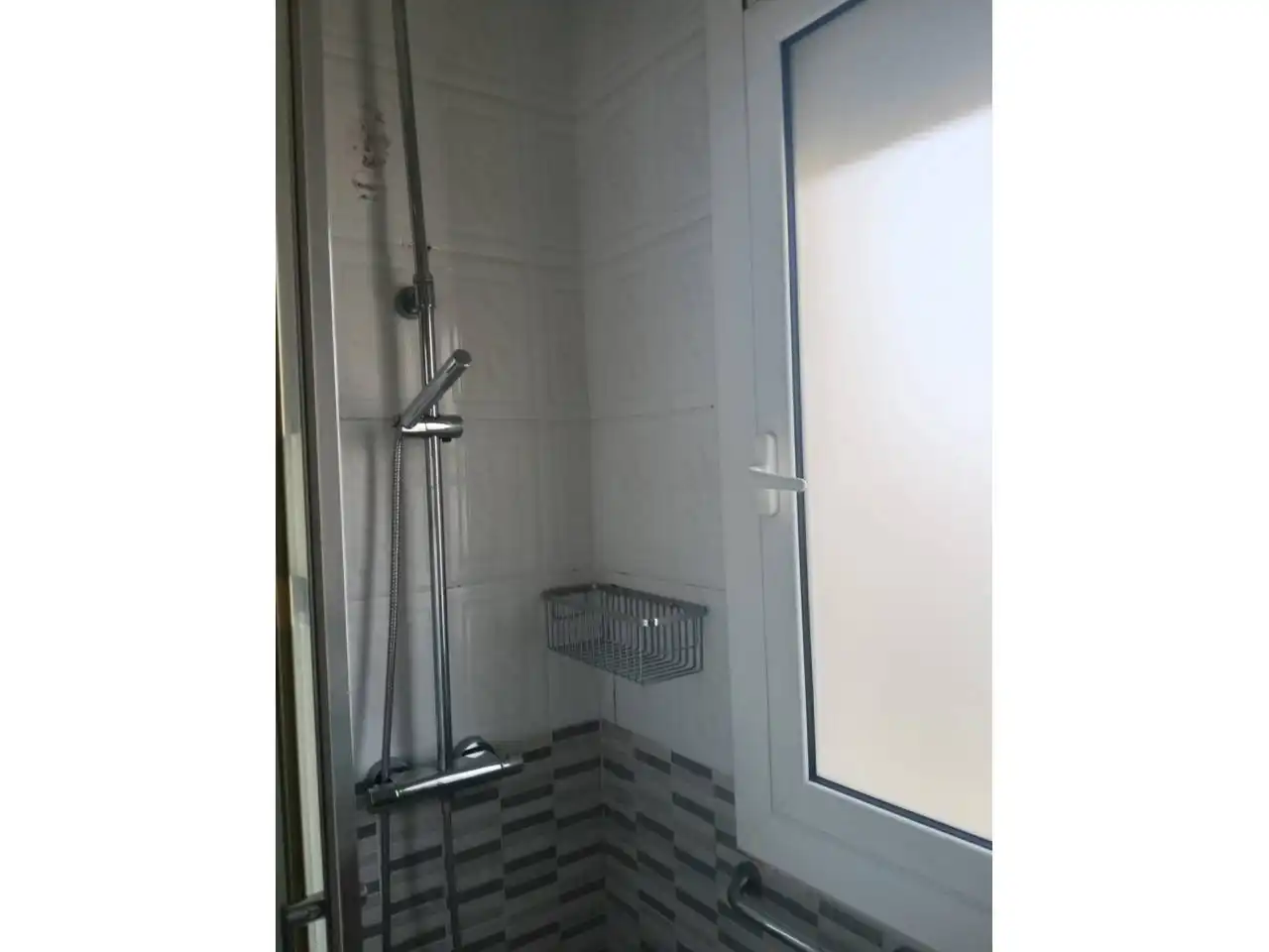 Baño de Piso en venta en Montornès del Vallès con Calefacción, Parquet y Balcón