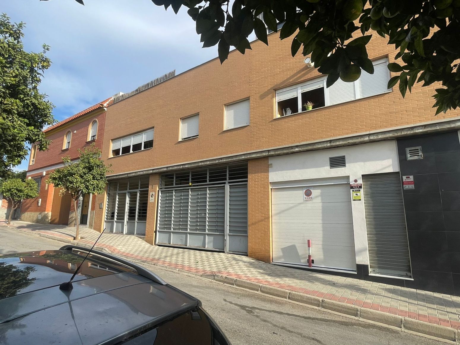 Vista exterior de Pis en venda en Dos Hermanas