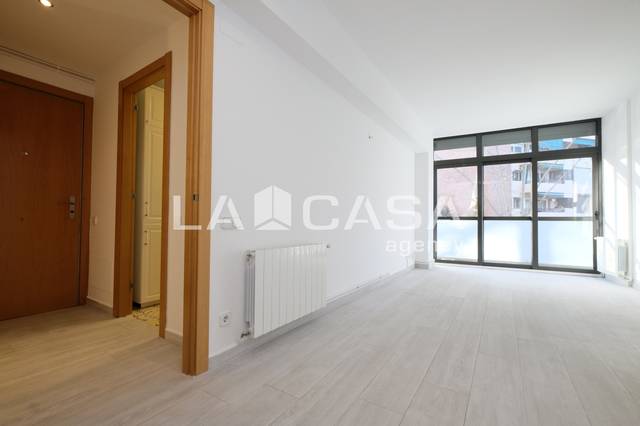 Piso en Venta en El Turó de la Peira