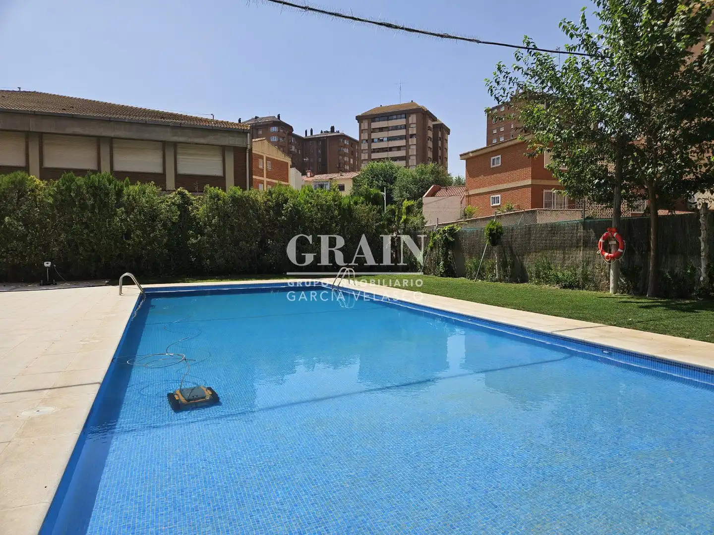 Jardí de Pis en venda en Albacete amb Aire condicionat, Calefacció i Piscina