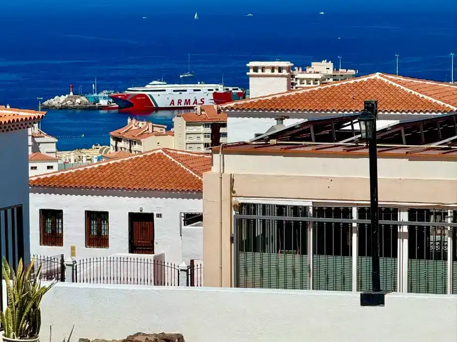 Exterior view of Flat for rent in Arona  with Swimming Pool and Furnished