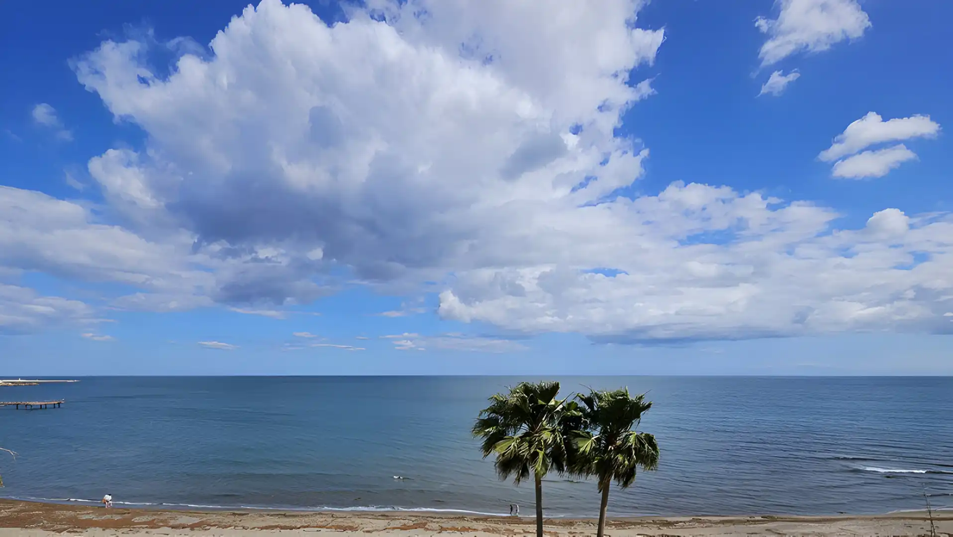 Àtic amb piscina en venda a Estepona Pueblo, imagen 3
