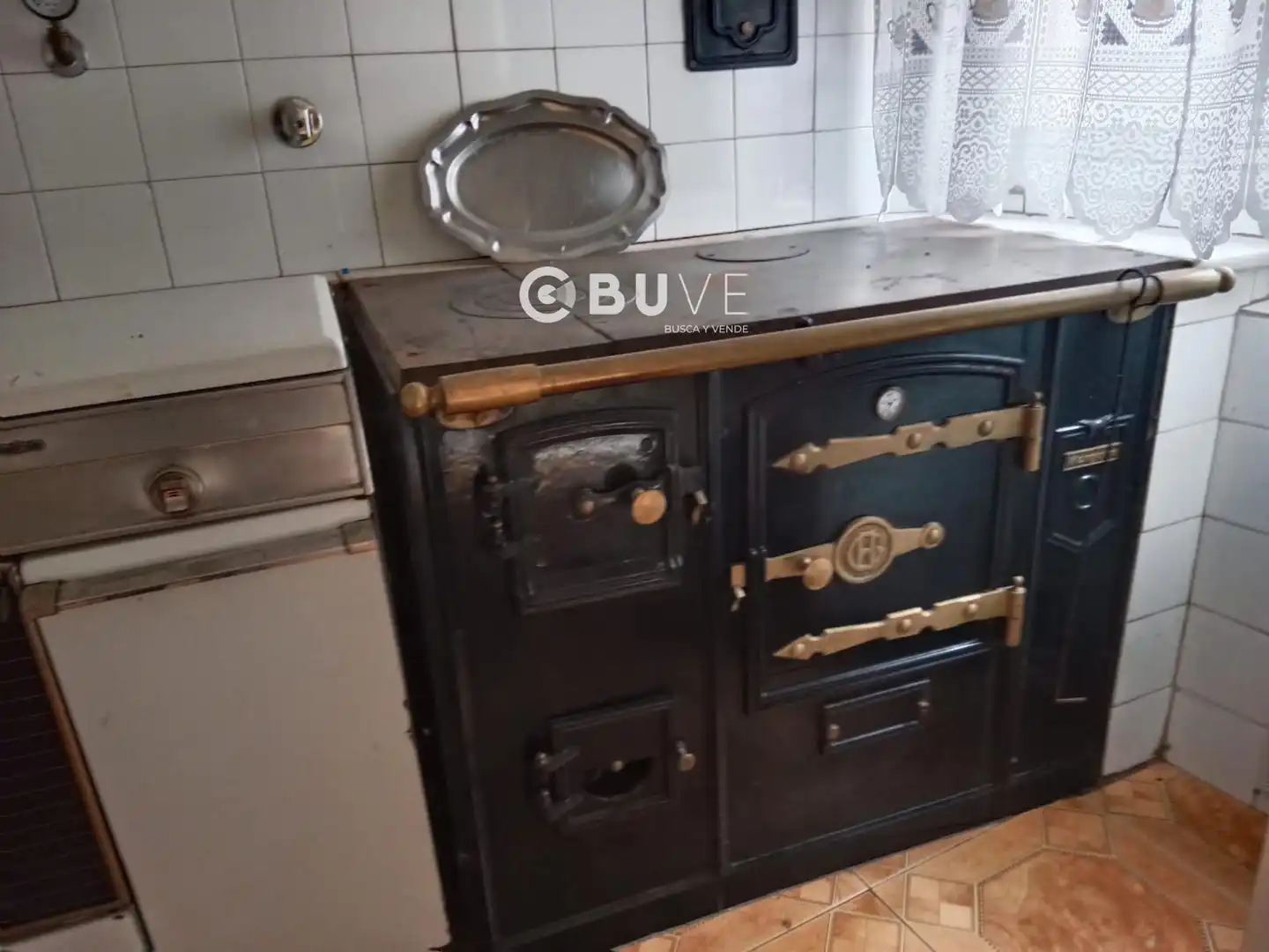 Kitchen of Houses for sale in Bembibre  with Heating, Storage room and Furnished