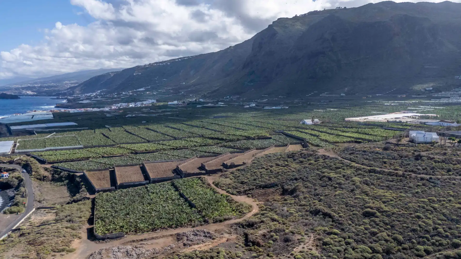Vista exterior de Piso en venta en Los Silos con Terraza