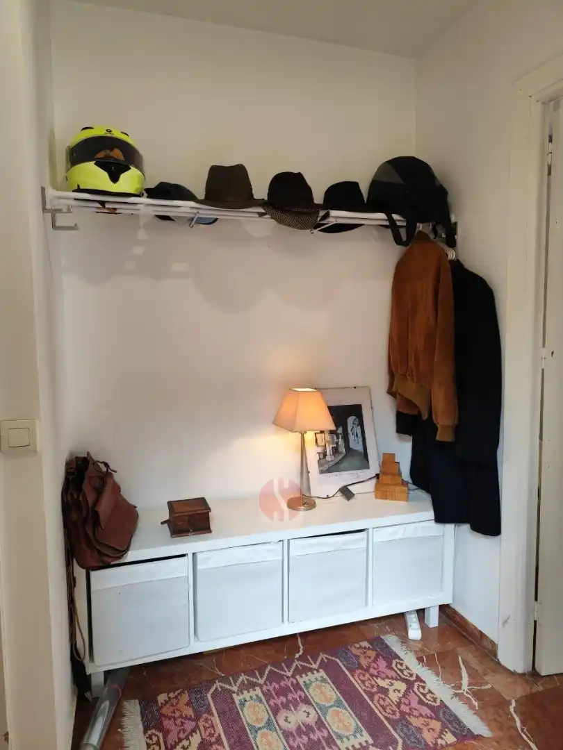 Habitación de Piso en venta en Granada con Amueblado y Balcón