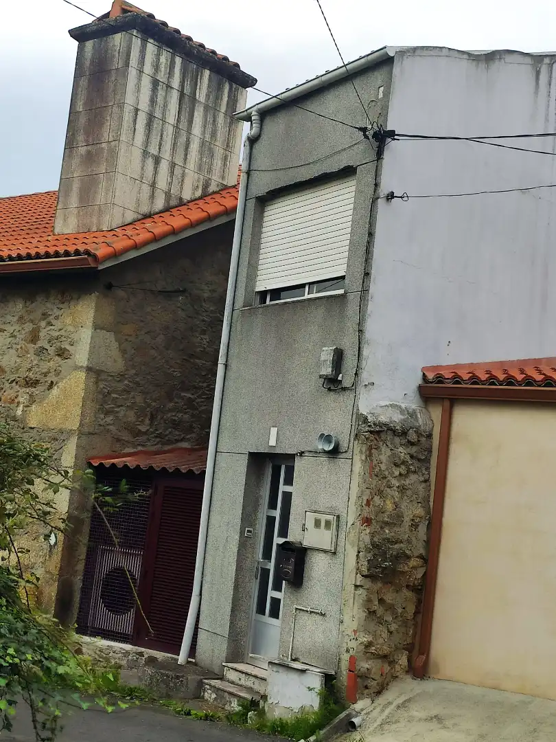 Vista exterior de Casa adosada en venda en Arteixo amb Moblat i Forn