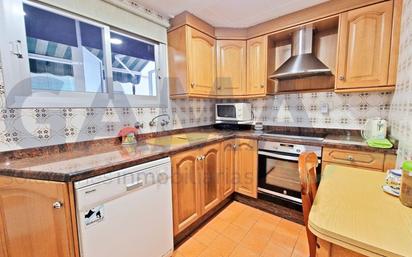 Kitchen of Flat for sale in Carcaixent  with Air Conditioner