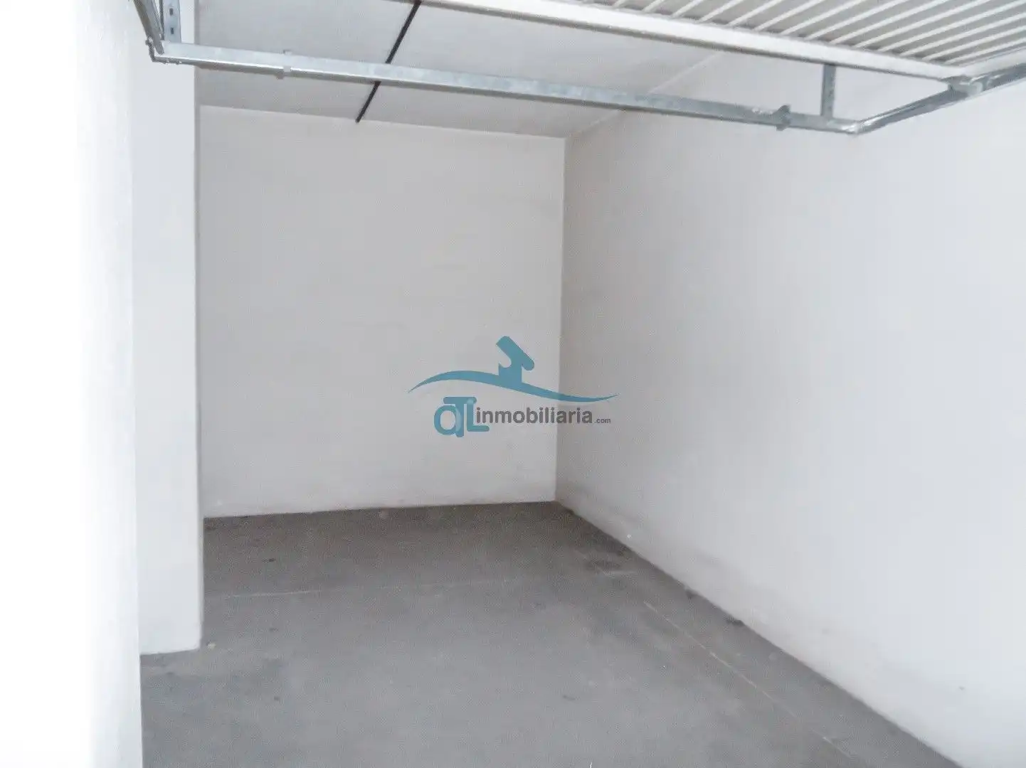 Parcheggio in affitto a Linarejos, imagen 5