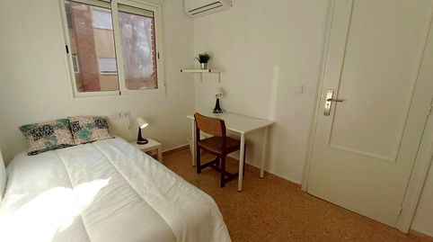 Foto 4 de Habitació a Calle Cervantes, El Castell, Burjassot