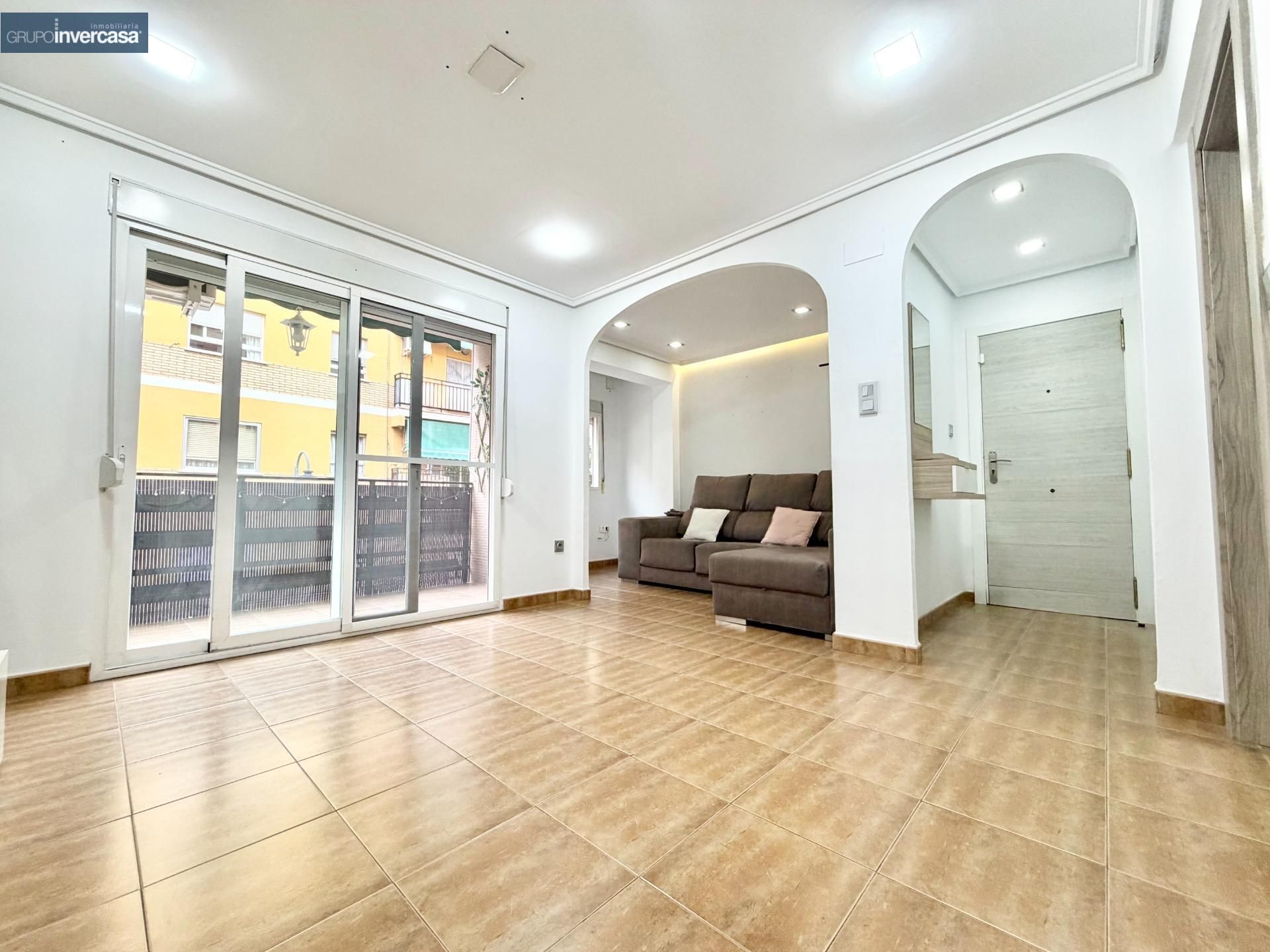 Living room of Flat for sale in Quart de Poblet  with Air Conditioner and Balcony