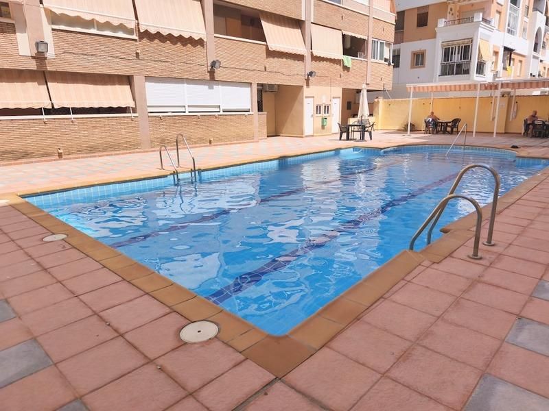 Piscina de Pis en venda en Almuñécar amb Terrassa i Piscina comunitària