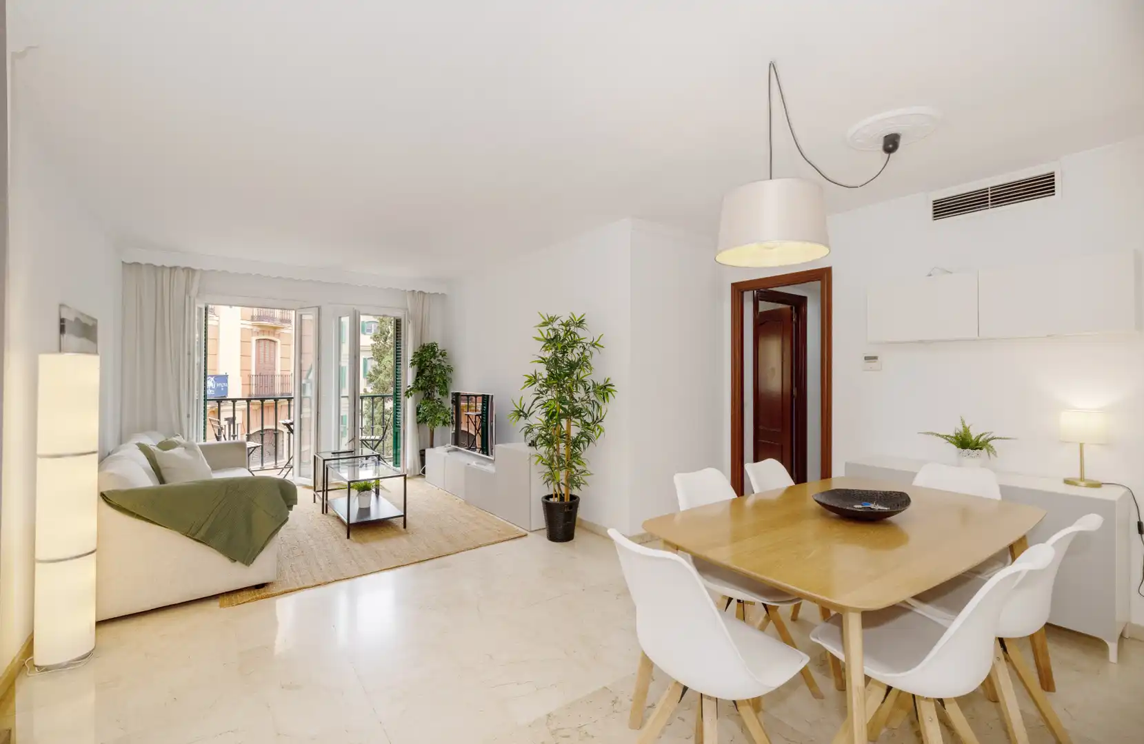 Sala de estar de Piso en venta en Málaga con Aire acondicionado, Amueblado y Balcón