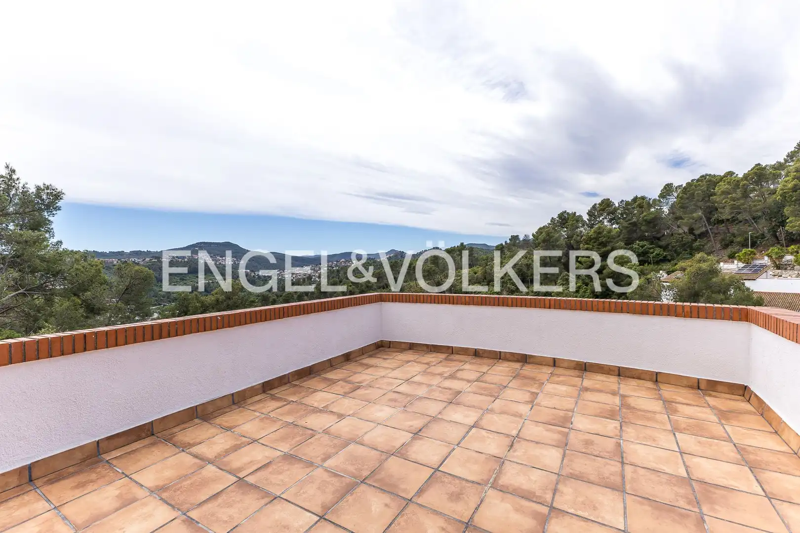 Terraza de Casa o chalet de alquiler en Corbera de Llobregat con Aire acondicionado, Calefacción y Jardín privado