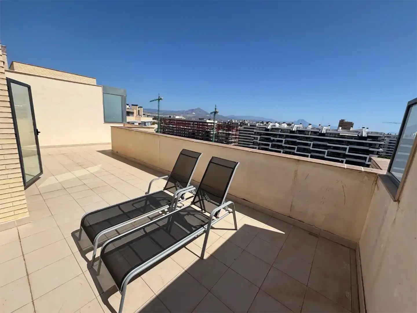 Terrassa de Àtic en venda en Alicante / Alacant amb Aire condicionat, Piscina i Balcó