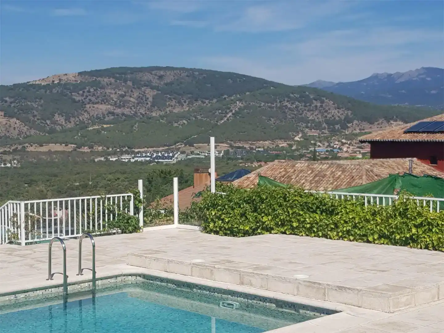 Vista exterior de Piso en venta en Villalba Pueblo