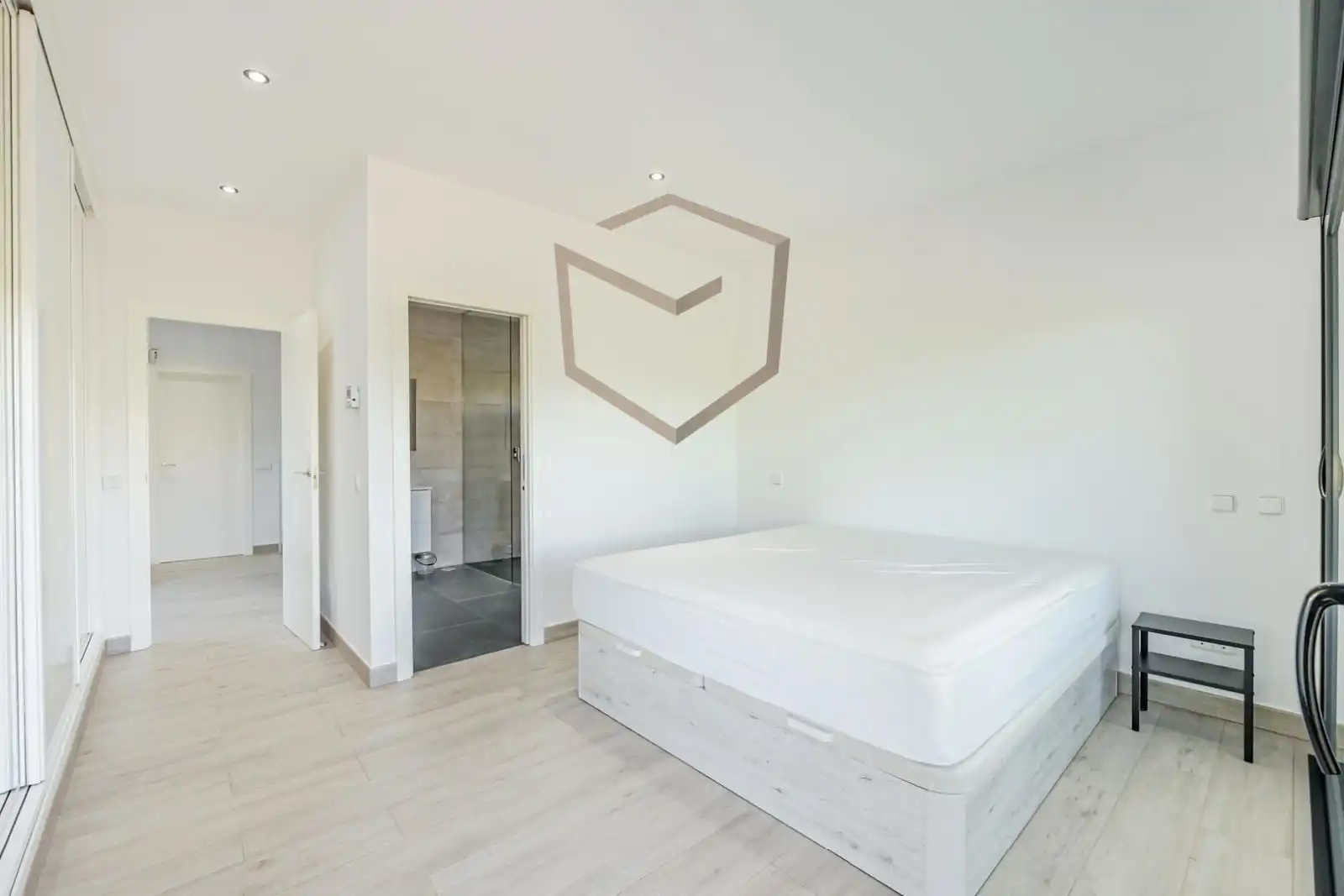Dormitori de Casa o xalet en venda en San Martín de Valdeiglesias amb Calefacció, Terrassa i Traster