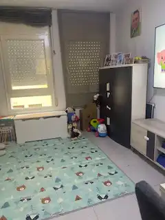 Schlafzimmer von Einfamilien-Reihenhaus zum Verkauf in Banyoles mit Klimaanlage, Terrasse und Ofen