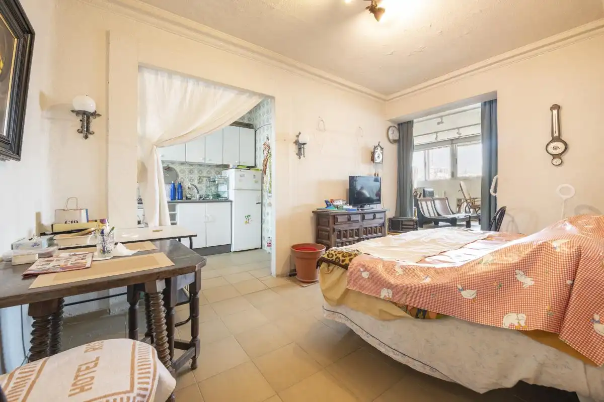 Schlafzimmer von Dachboden zum Verkauf in Madrid mit Klimaanlage, Heizung und Terrasse