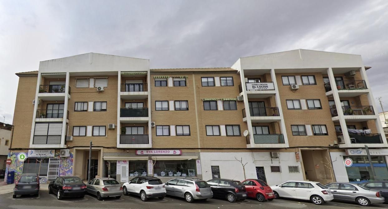 Vista exterior de Pis en venda en  Murcia Capital amb Balcó i Piscina comunitària