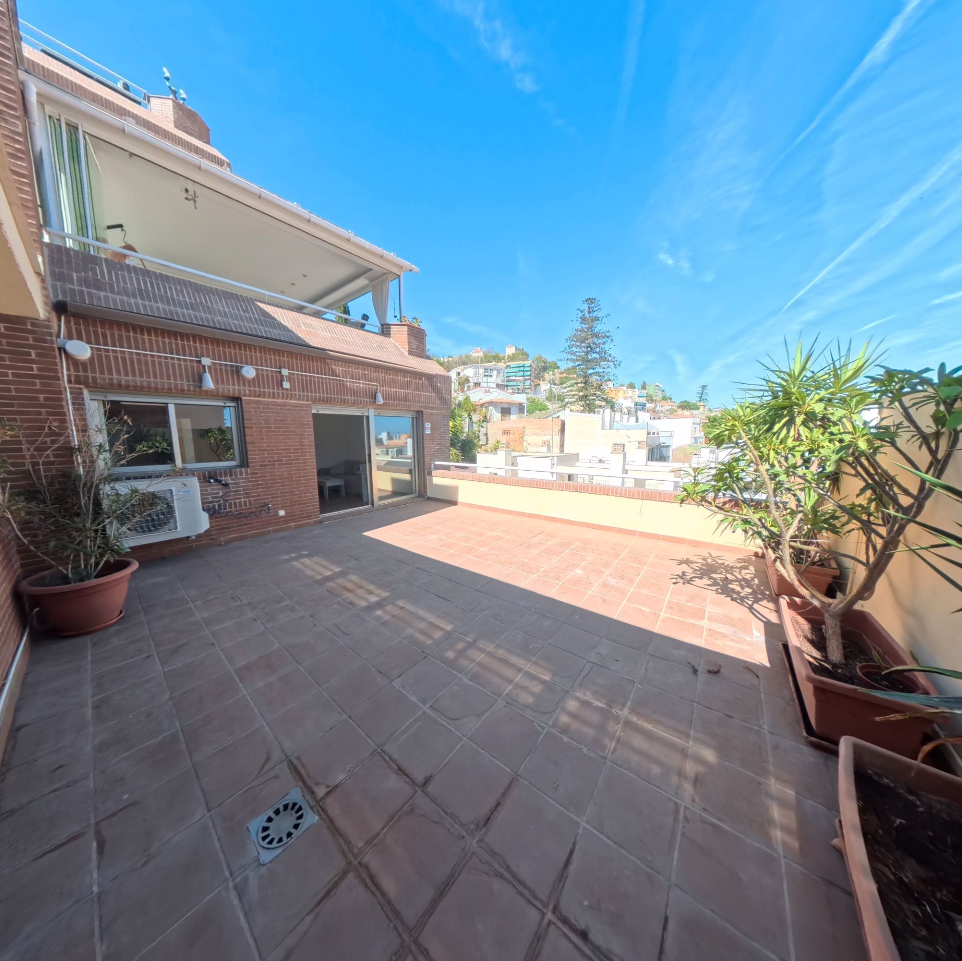 Flat for sale in Avenida Juan Sebastián Elcano, Pedregalejo - Morlaco