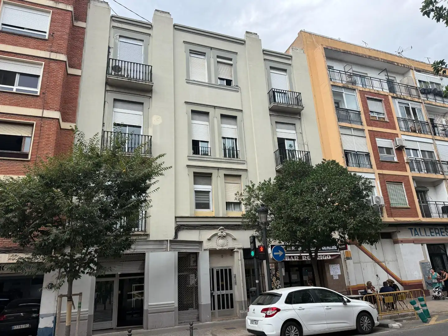 Pis amb terrassa en venda a Avenida de Burjasot 259, imagen 2