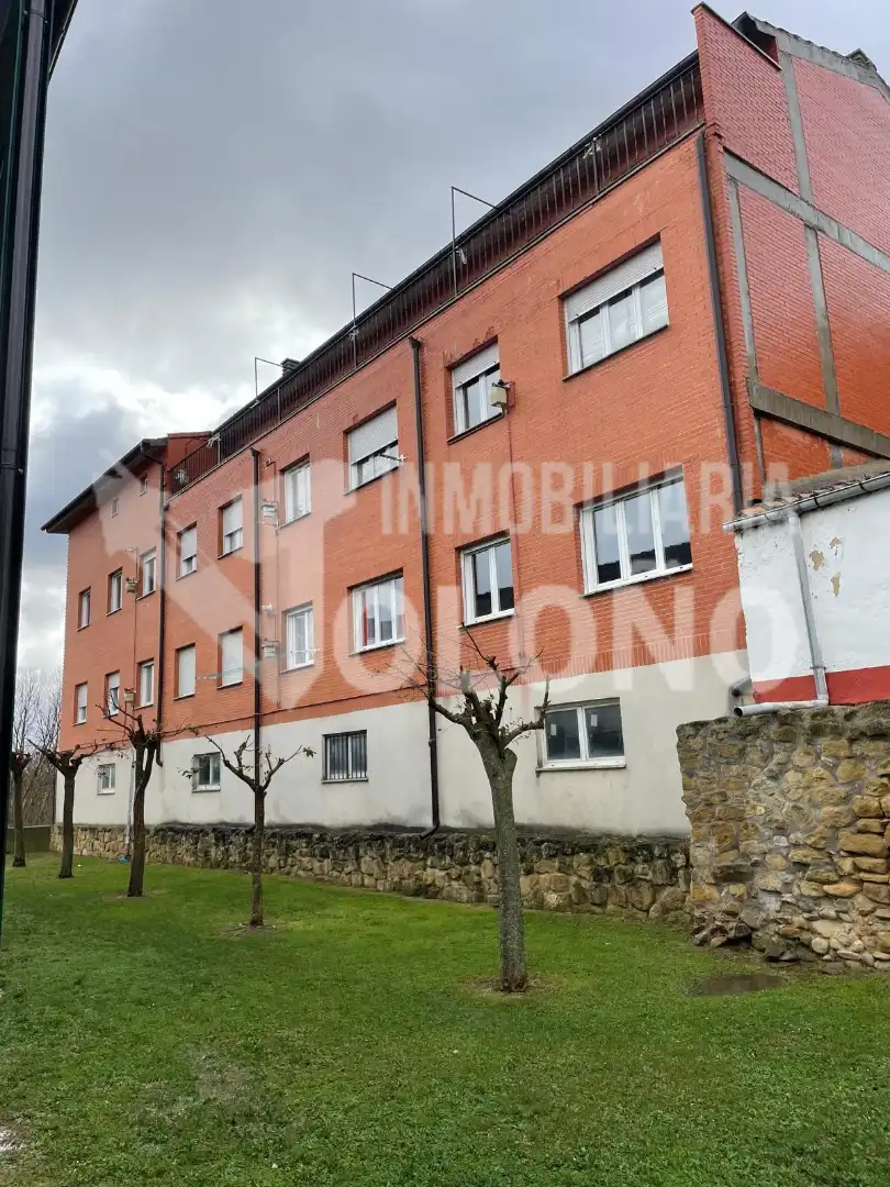 Vista exterior de Apartamento en venta en Cihuri con Calefacción, Amueblado y Horno