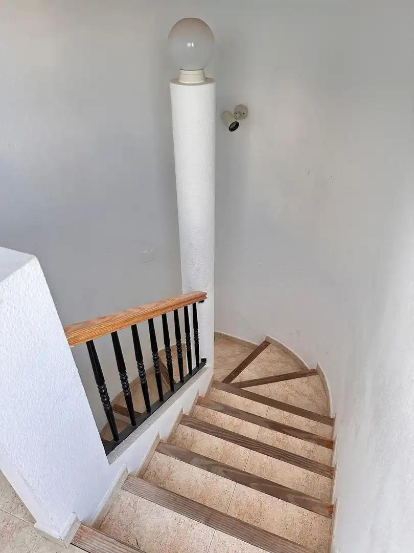 Casa adosada en venda en La Nucia amb Jardí privat, Terrassa i Traster