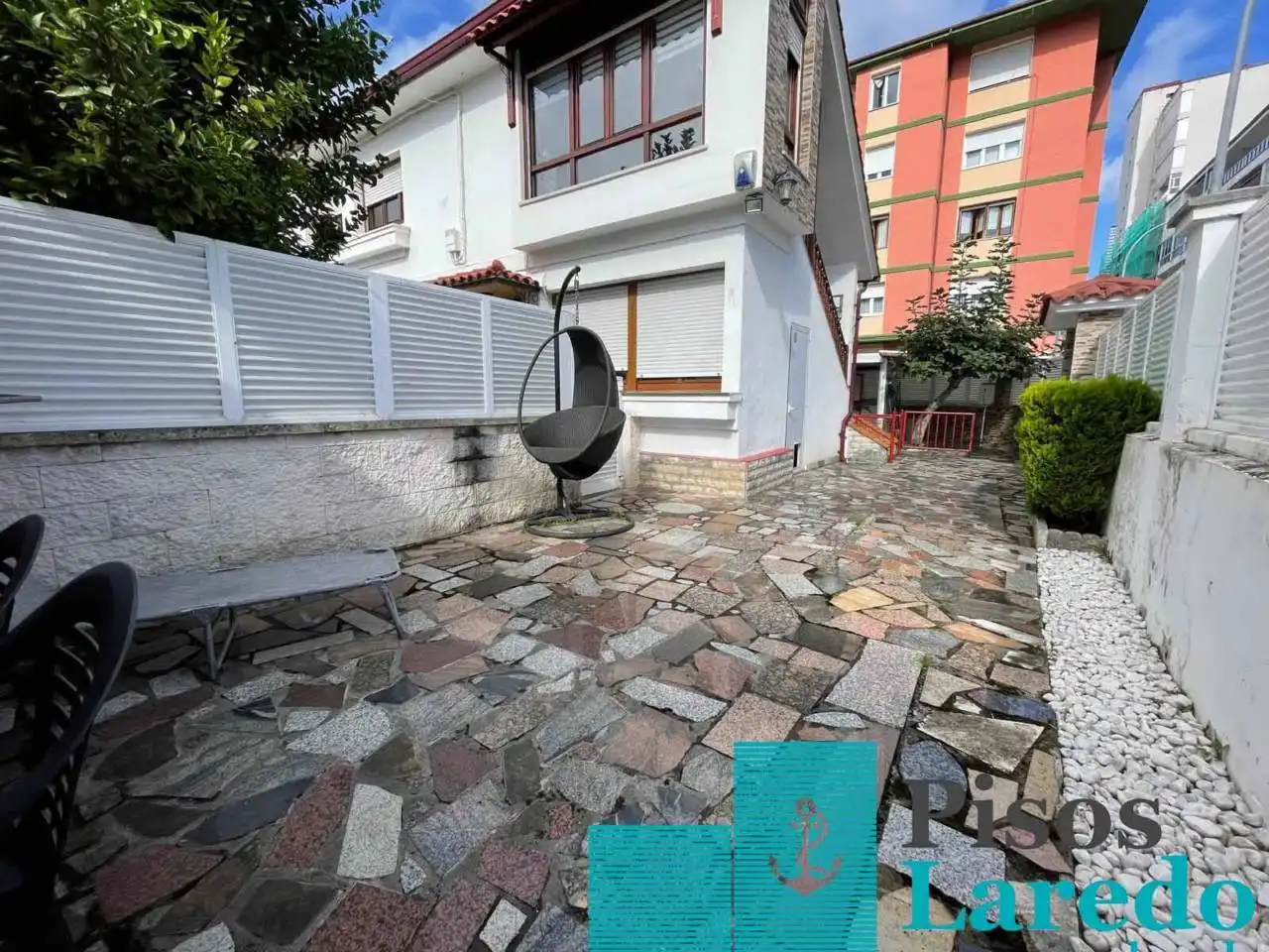 Flat with garden for sale in Avenida Cantabria 1, imagen 2