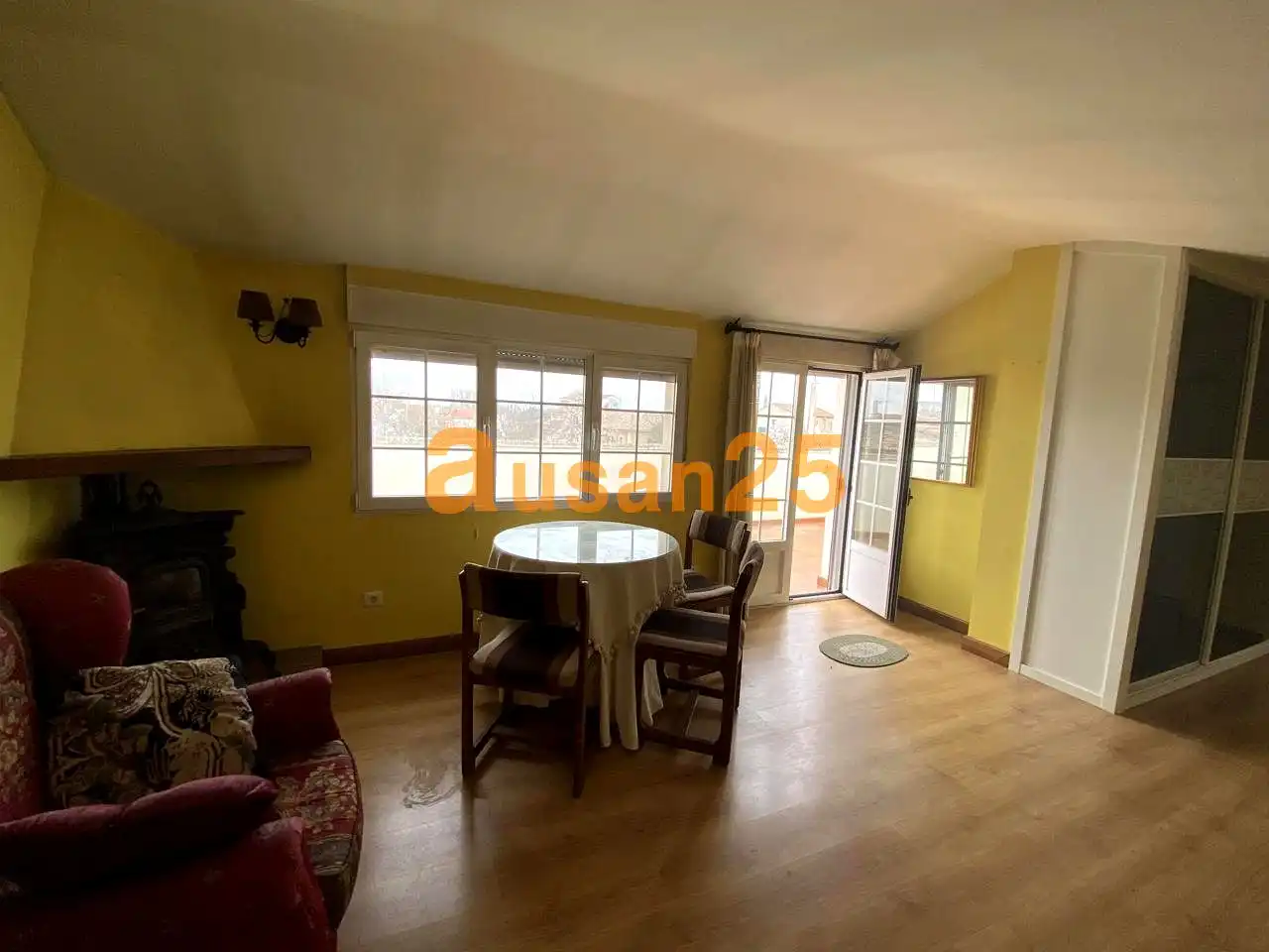 Esszimmer von Haus oder Chalet zum Verkauf in Fresnillo de las Dueñas mit Heizung, Parkett und Terrasse