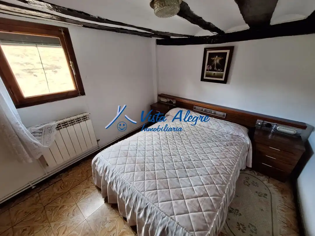 Casa o chalet en venta en Ollauri con Calefacción, Trastero y Amueblado