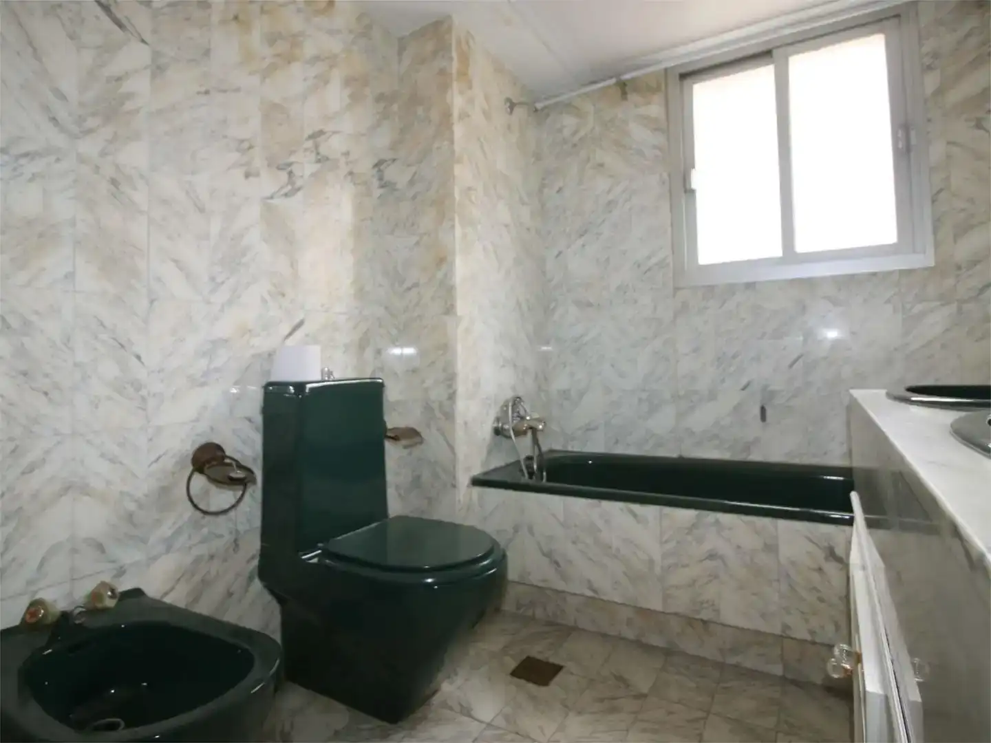 Badezimmer von Büro zur Miete in Sevilla