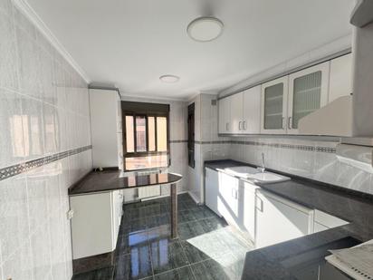 Kitchen of Single-family semi-detached for sale in Utiel  with Storage room