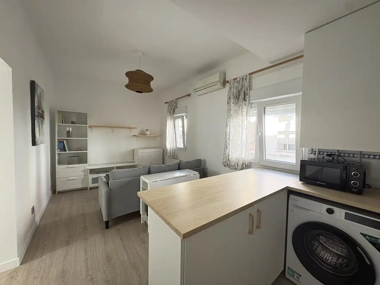 Flat to rent in Calle Ribota, imagen 3