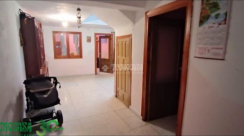 Foto 2 de Casa adosada en venta en Herencia, Ciudad Real